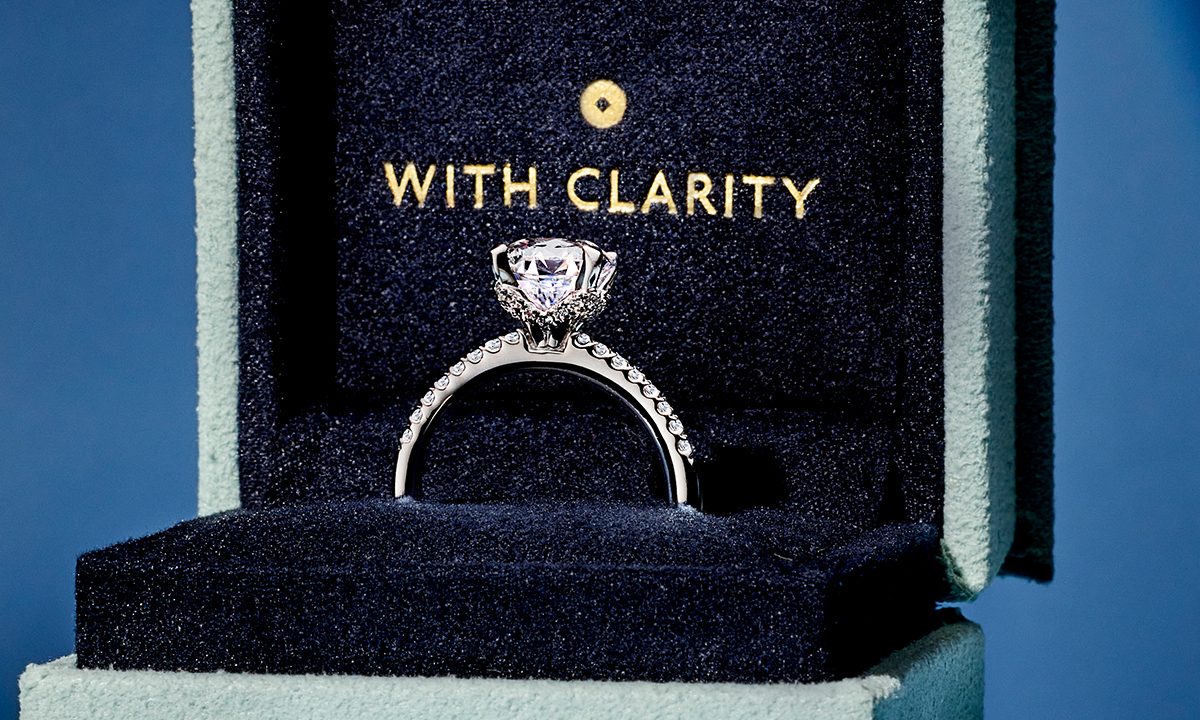 Pros and Cons of a 2-Carat Lab-Grown Diamond Engagement Ring